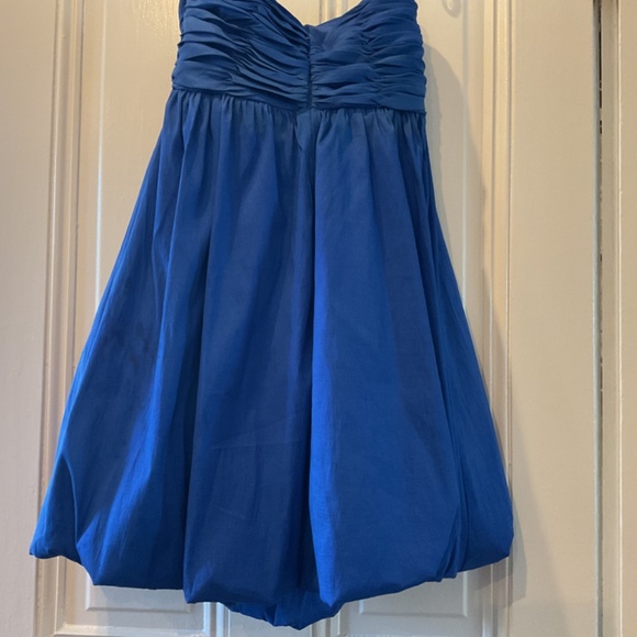 Jovani Bubble hem dress - Picture 2 of 4